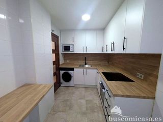 Piso en venta en Linares