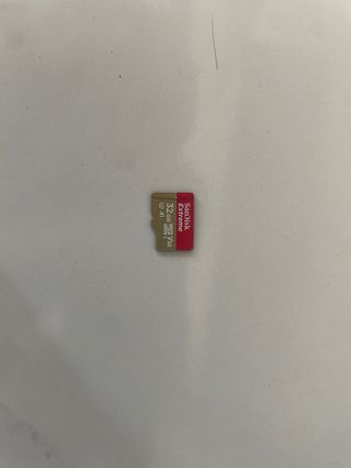 GoPro 7 + Scheda 32GB + Batteria + accessori bici