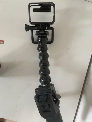 GoPro 7 + Scheda 32GB + Batteria + accessori bici