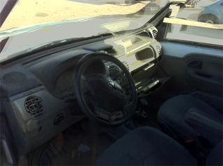 FARO DEL. IZDO. Nissan Kubistar (X76)(07.2003->) 1.5 dCi