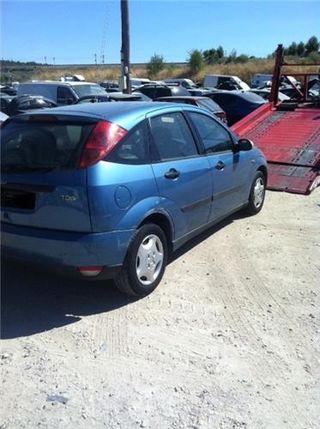 FARO DEL. DCHO Ford Focus Berlina (CAK)(1998->) 1.8 Ambiente [1,8 Ltr. - 66 kW TDDI Turbodiesel CAT]