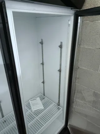 EXPOSITOR DE BEBIDAS 650L ECO