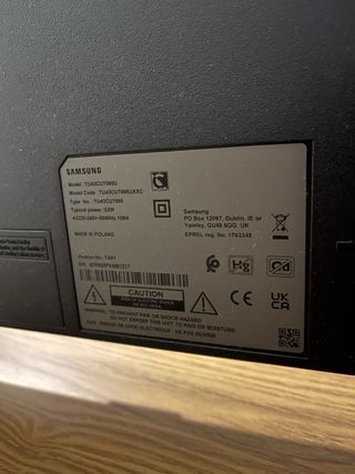 Samsung 43 UltraHD 4K LED TV (Con caja original)