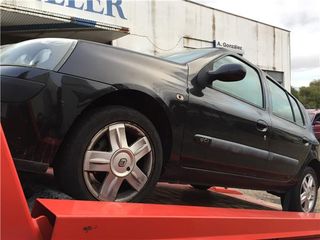 CAJA CAMBIOS MANUAL Renault Clio II Fase II (B/CB0)(2001->) 1.5 Authentique Confort [1,5 Ltr. - 48 kW dCi Diesel]