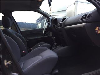 CAJA CAMBIOS MANUAL Renault Clio II Fase II (B/CB0)(2001->) 1.5 Authentique Confort [1,5 Ltr. - 48 kW dCi Diesel]