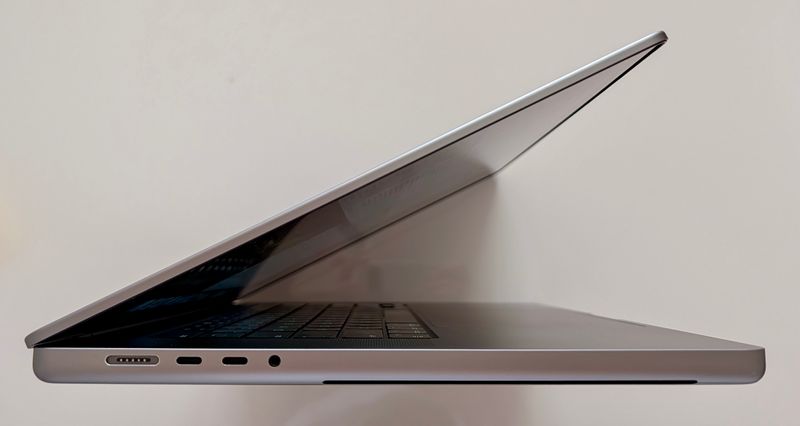 Apple MacBook Pro 16" M2 Pro 512SSD 19-GPU Nuevo afbeelding 7