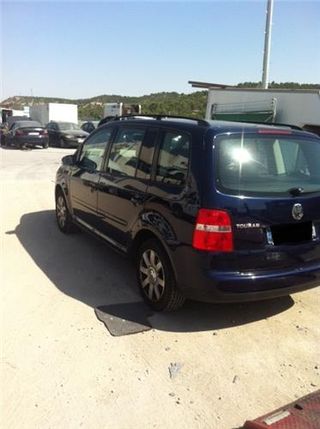 FARO DEL. DCHO Volkswagen Touran (1T1)(02.2003->) 2.0 TDI 16V
