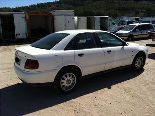 FARO DEL. IZDO. Audi A4 Berlina (B5)(1994->) 1.8 [1,8 Ltr. - 92 kW 20V]