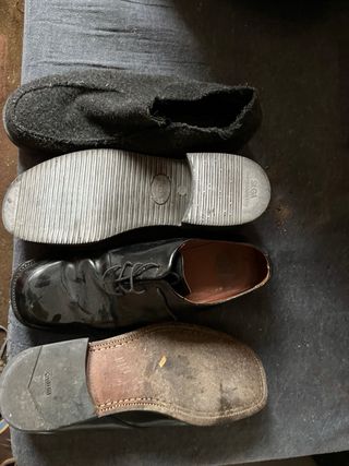 Lote de calzado chico. P. Smith, Adidas, Prada...