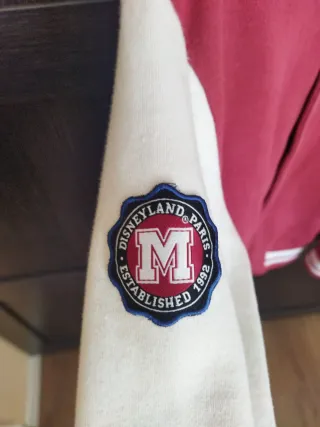 Chaqueta Disneyland Paris talla 6 años niño