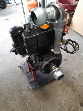 Motobomba diésel Lombardini BOMBA RIEGO
