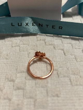 Anillo Flor Luxenter Oro Rosa y Circonitas
