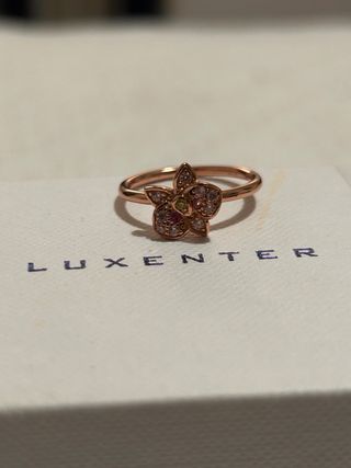 Anillo Flor Luxenter Oro Rosa y Circonitas