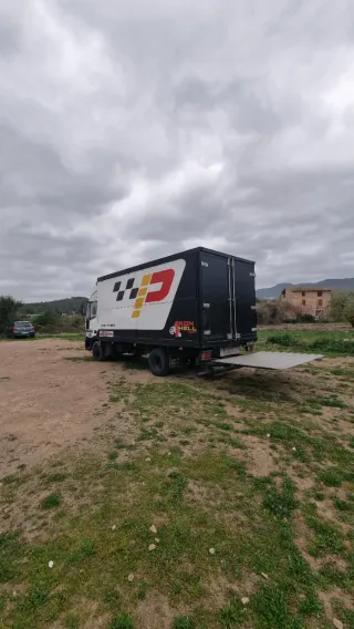 Iveco Eurocargo Taller 8 Puertas Plataforma 1500 k