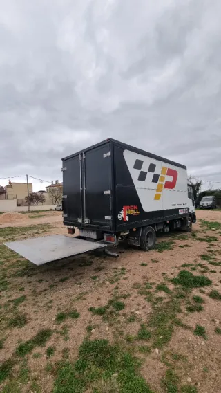 Iveco Eurocargo Taller 8 Puertas Plataforma 1500 k