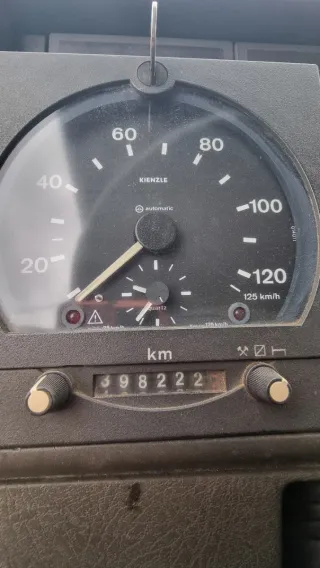 Iveco Eurocargo Taller 8 Puertas Plataforma 1500 k