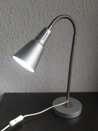Lámpara de mesa vintage Ikea Kvart