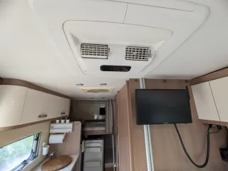 Autocaravana capuchina Mclouis Glamys