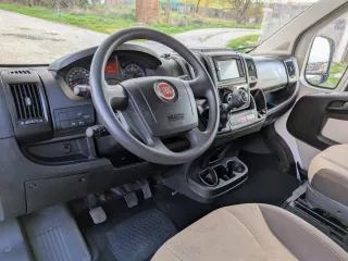 Autocaravana capuchina Mclouis Glamys