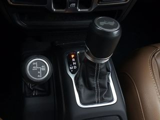 Jeep Wrangler Sahara