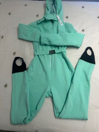Mono de esquí ASOS verde menta