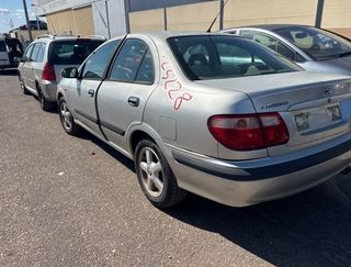 Puerta trasera izquierda nissan almera 1128551