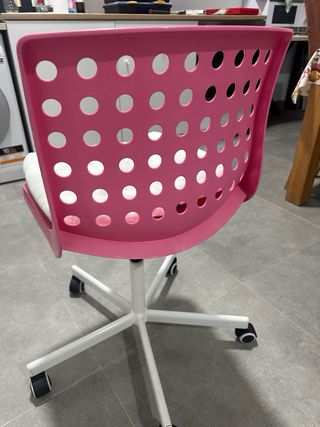 Silla escritorio rosa giratoria con ruedas nuevas