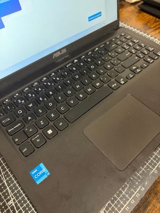 Portátil Asus Vivobook F1500E i3