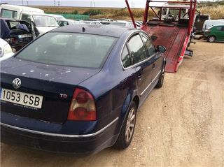 RETROVISOR ELECTRICO DCHO. Volkswagen Passat Berlina (3B3)(2000->) 1.9 TDI
