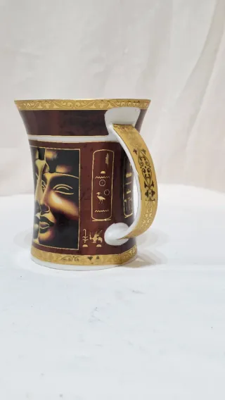 Taza de porcelana con diseño de Egipto