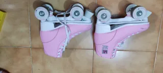 Patines rosas 4 ruedas con cordones