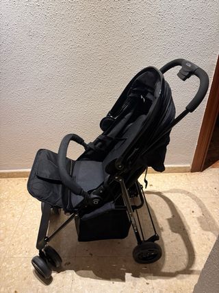 Silla de paseo negra