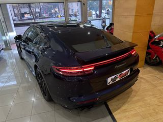 Porsche Panamera 4 E-Hybrid 2019