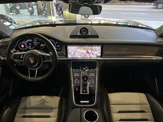 Porsche Panamera 4 E-Hybrid 2019
