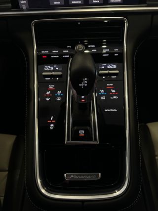 Porsche Panamera 4 E-Hybrid 2019