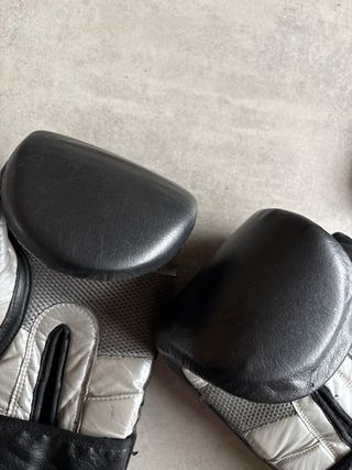 Guantes de Boxeo Charlie 16oz Usados dos veces