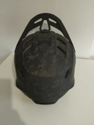 Casco Fox V3 RS Carbon Matt Sin uso. Sin rascazos.