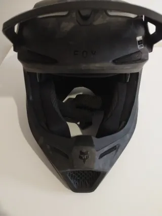 Casco Fox V3 RS Carbon Matt Sin uso. Sin rascazos.