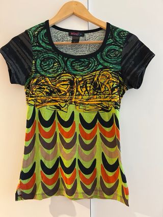 Camiseta mujer 100% algodón con estampado colorido
