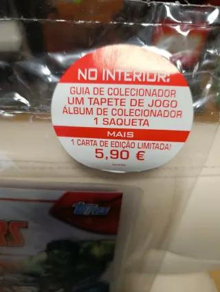 100 sobres + tin+ album  Avengers edición Portugal