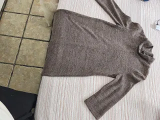 Vestido de punto cuello alto mujer