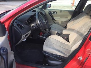 FARO DEL. DCHO Renault Megane II Grandtour (2003->) 1.5 Authentique [1,5 Ltr. - 78 kW dCi Diesel]