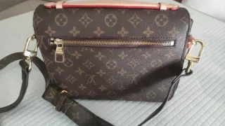 Bolso Louis Vuitton Malletiera Paris Beige.