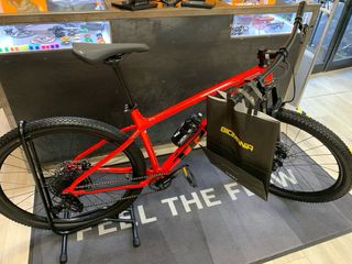 Bicicleta Trek Montaña Roja