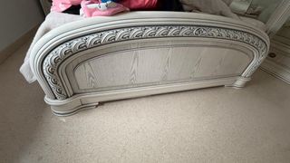 Cabecero de cama elegante beige y gris