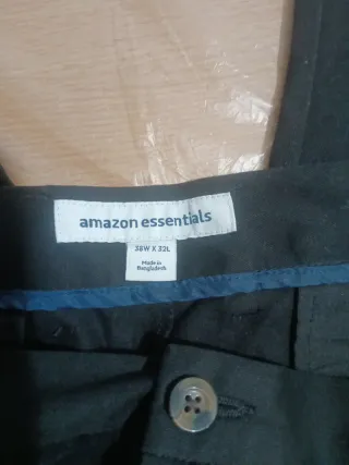Vaqueros Amazon Essentials Negros Ajustados