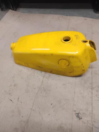 Depósito Puch Cobra TT Amarillo