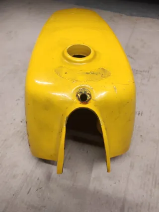 Depósito Puch Cobra TT Amarillo