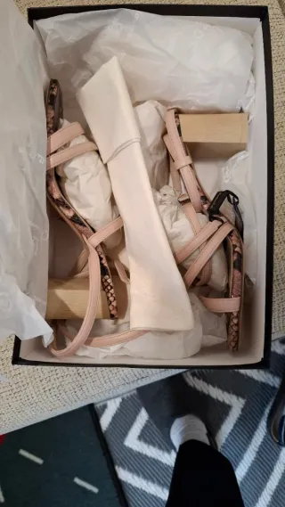 Sandalias Massimo Dutti Piel Serpiente Tacon