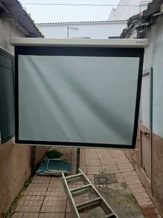 Pantalla Proyector Enrollable NEKIK /Blanco